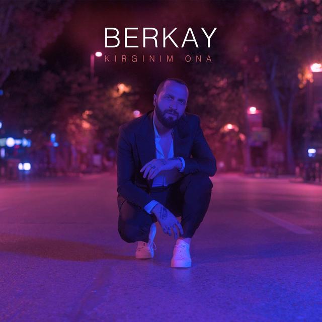 Album cover art for Kırgınım Ona