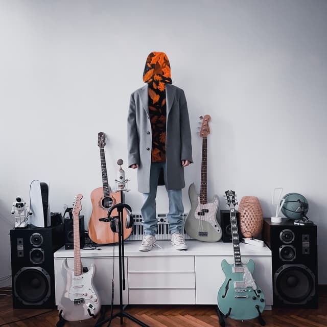 Album cover art for Вернуться домой