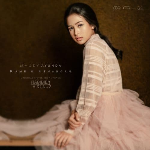 Album cover art for Kamu & Kenangan