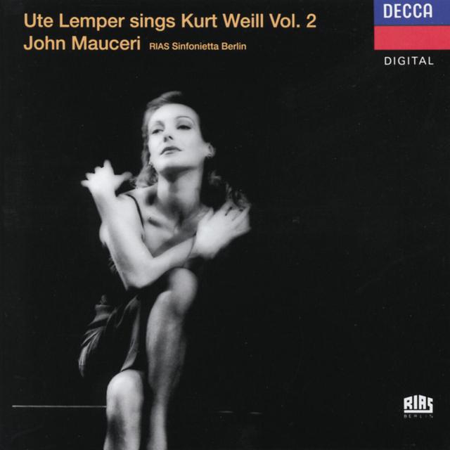 Album cover art for Weill: Ute Lemper Sings Kurt Weill