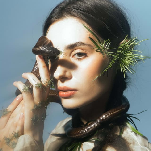 Album cover art for Кольца