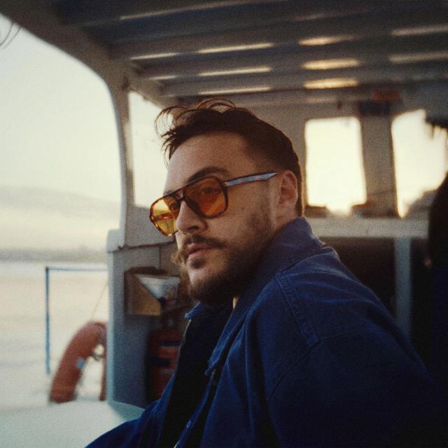 Album cover art for Yandım