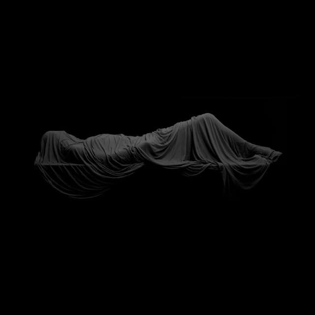 Album cover art for Bir Yalan Söyle Bana