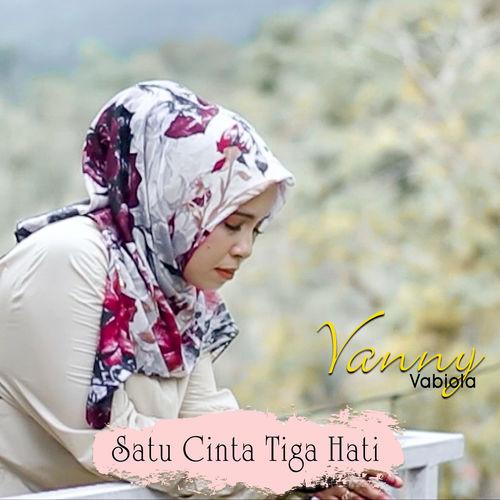 Album cover art for Satu Cinta Tiga Hati