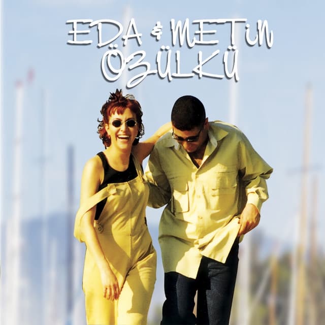 Album cover art for Böyle Aşk Olmaz
