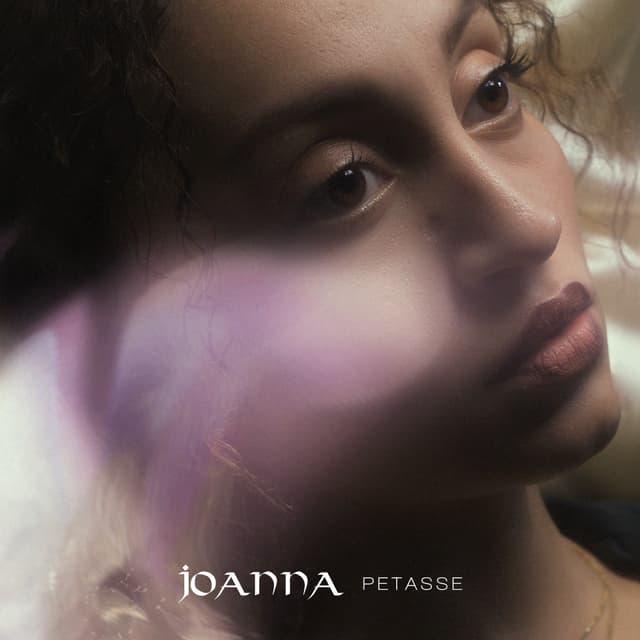 Album cover art for Pétasse