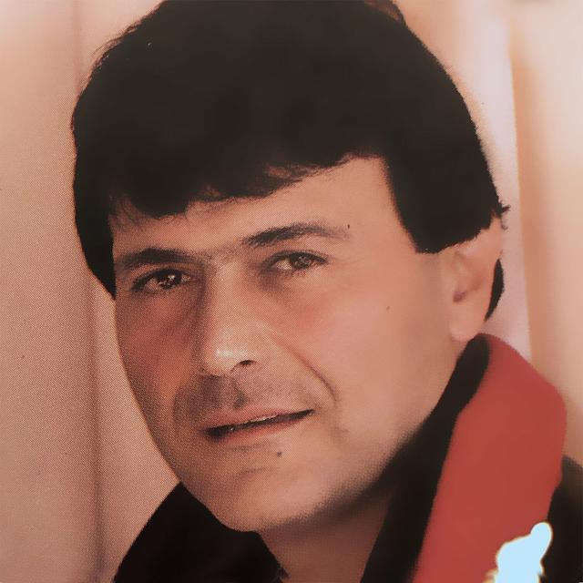 Album cover art for Sevdiğiniz Şarkılar