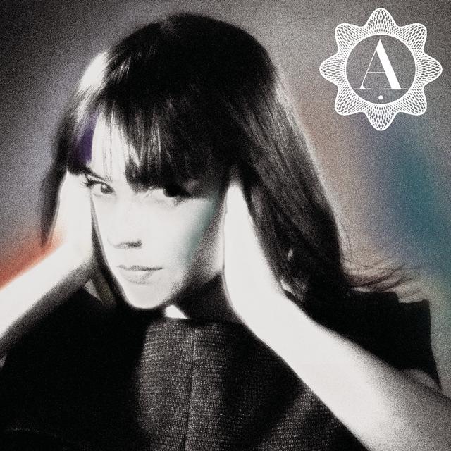 Album cover art for Une Enfant du Siècle
