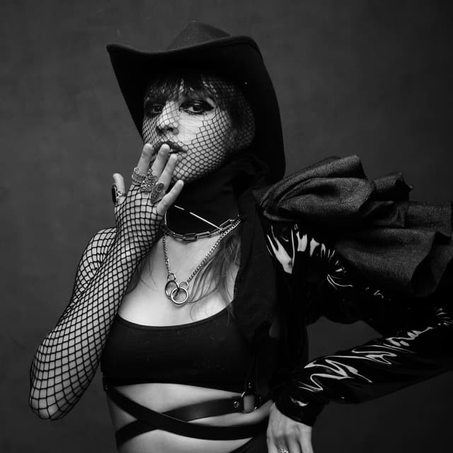 Album cover art for Чорний лебідь