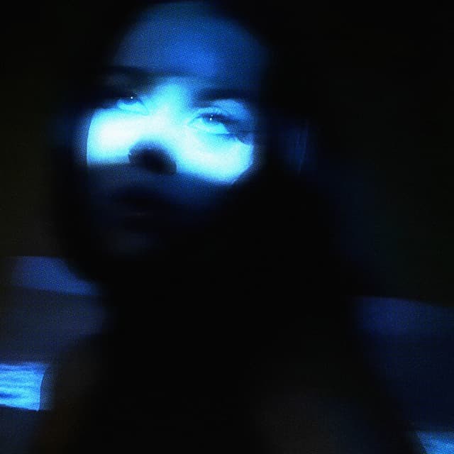 Album cover art for 4am