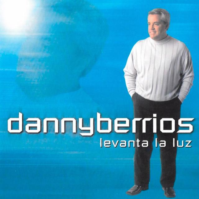 Album cover art for Levanta La Luz