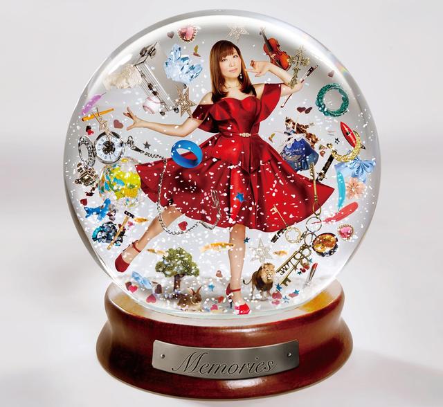 Album cover art for アニソンベストコレクション「Memories」