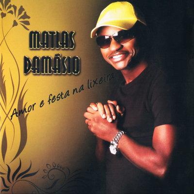 Album cover art for Amor é Festa na Lixeira