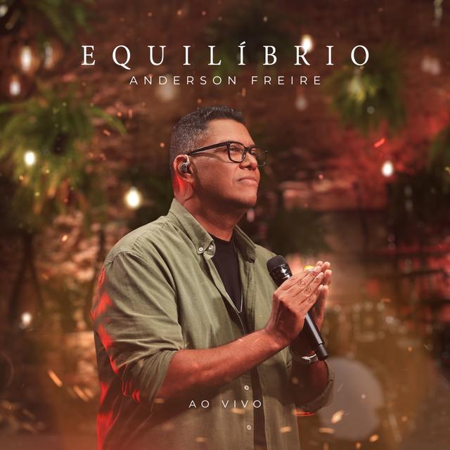 Album cover art for Equilíbrio (Ao Vivo)
