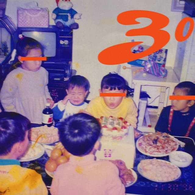 Album cover art for 30