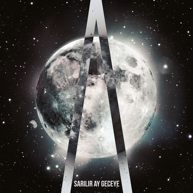 Album cover art for Sarılır Ay Geceye