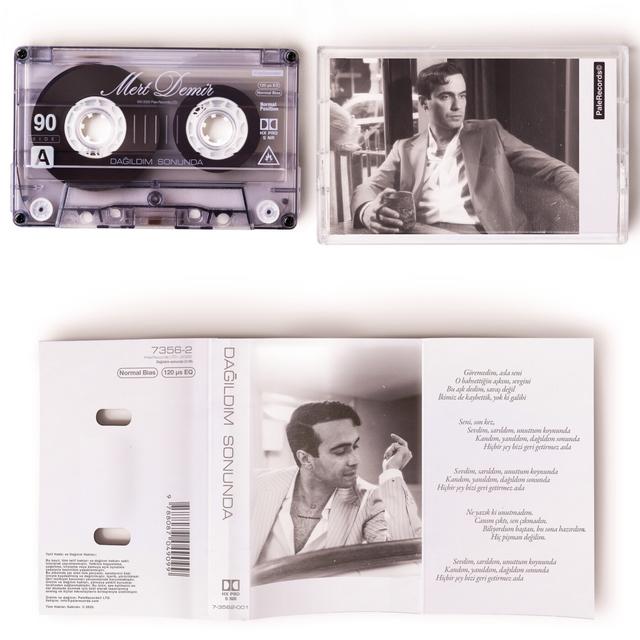 Album cover art for Dağıldım Sonunda
