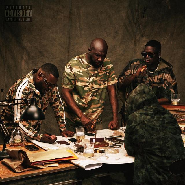 Album cover art for Etranger En Service