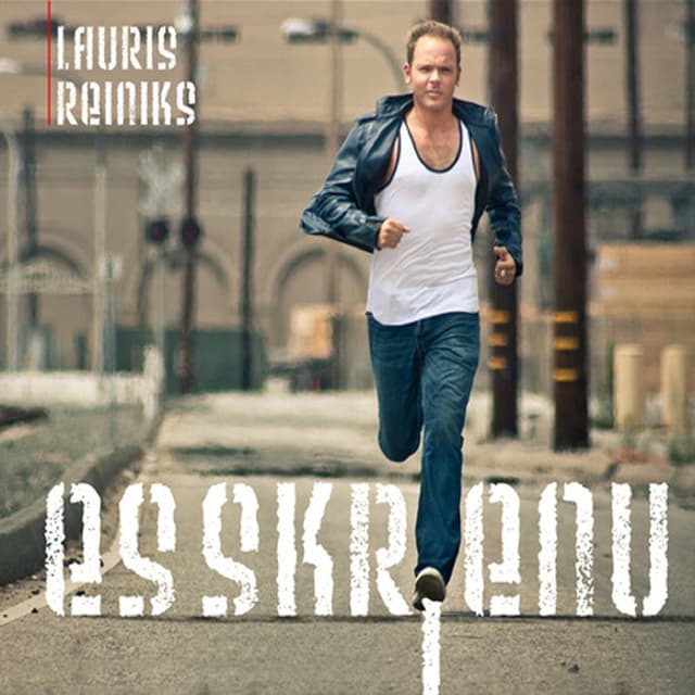 Album cover art for Es skrienu