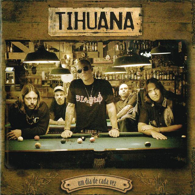 Album cover art for Um Dia de Cada Vez