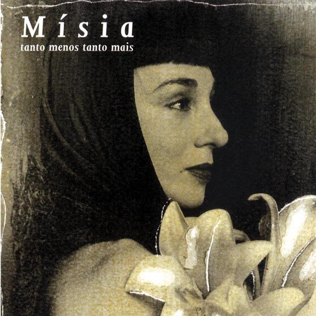 Album cover art for Tanto Menos Tanto Mais