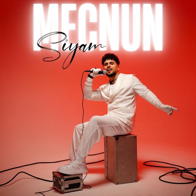 Album cover art for Mecnun