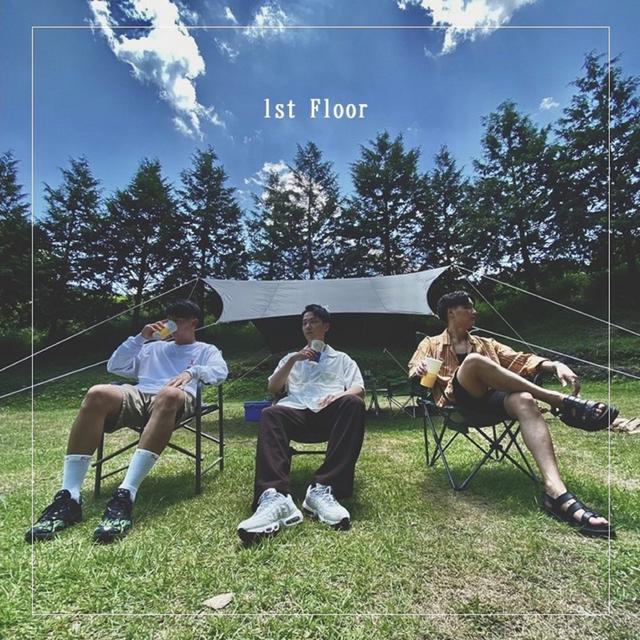 Album cover art for 1st Floor