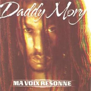 Album cover art for Ma Voix Résonne