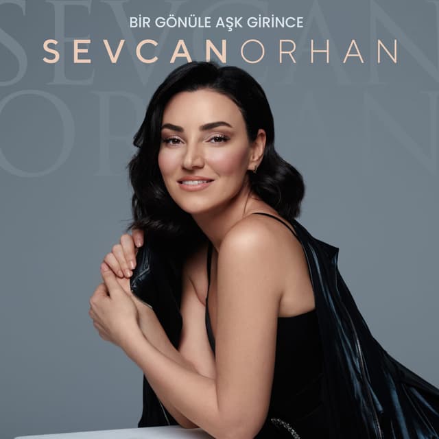 Album cover art for Bir Gönüle Aşk Girince