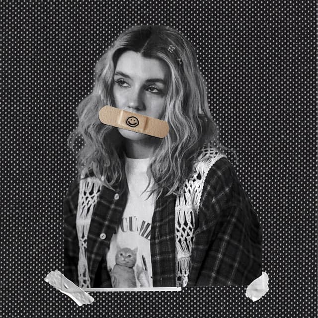Album cover art for Не перестану улыбаться