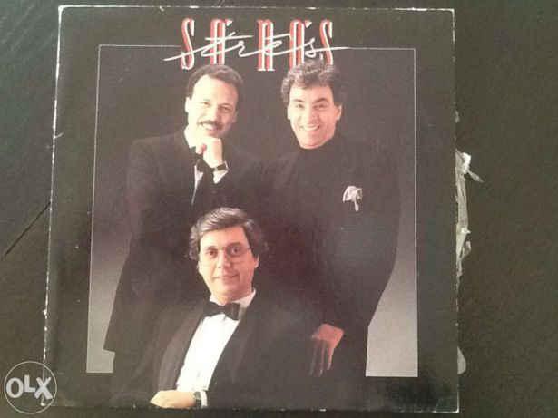 Album cover art for Só Nós Três