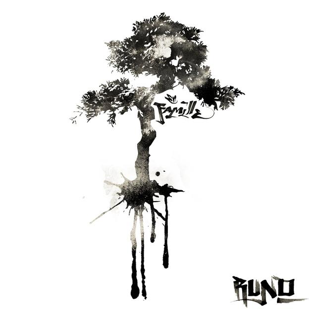 Album cover art for En Famille