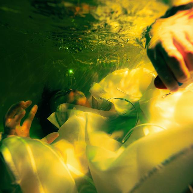 Album cover art for エリー