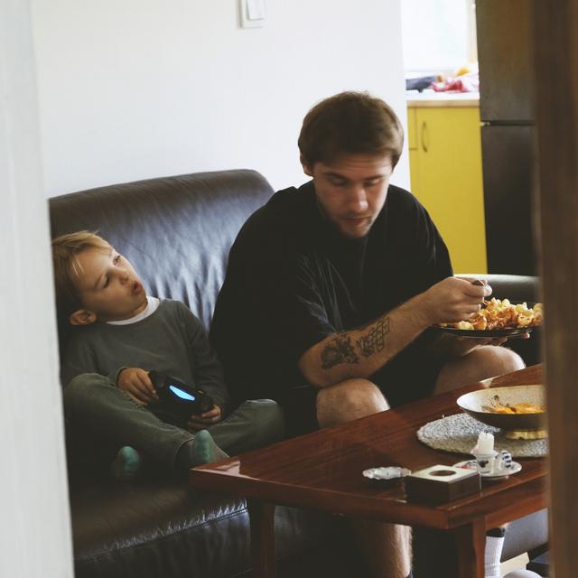 Album cover art for Ні в кут, ні в двері