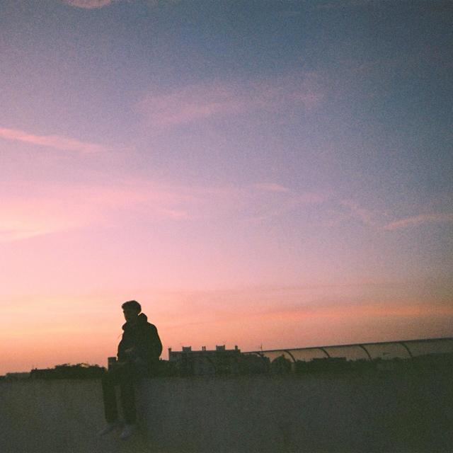 Album cover art for Derniers Souvenirs