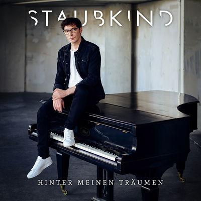 Album cover art for Hinter Meinen Träumen