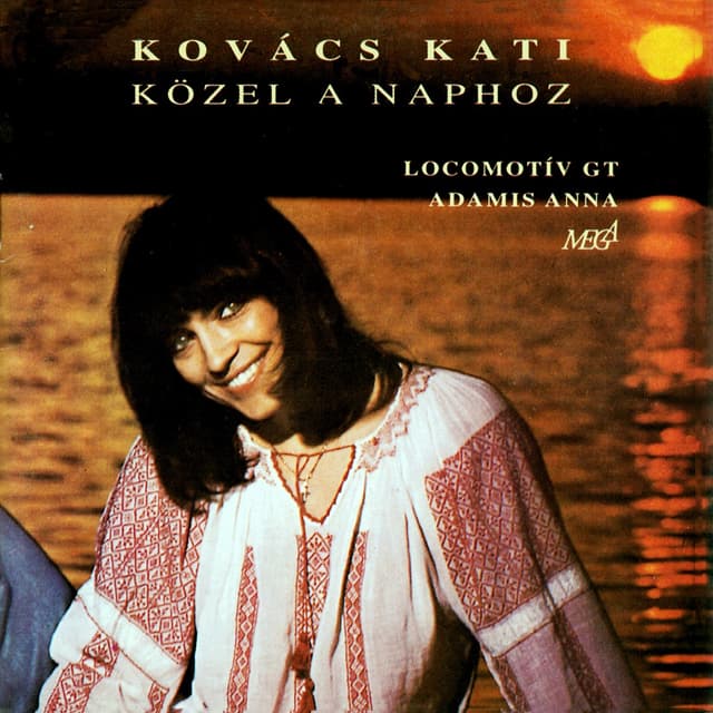 Album cover art for Közel a naphoz