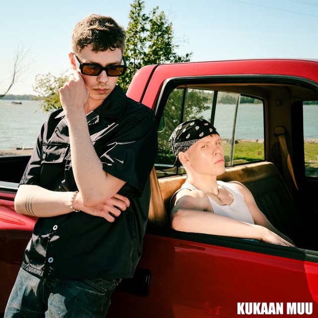 Album cover art for Kukaan muu