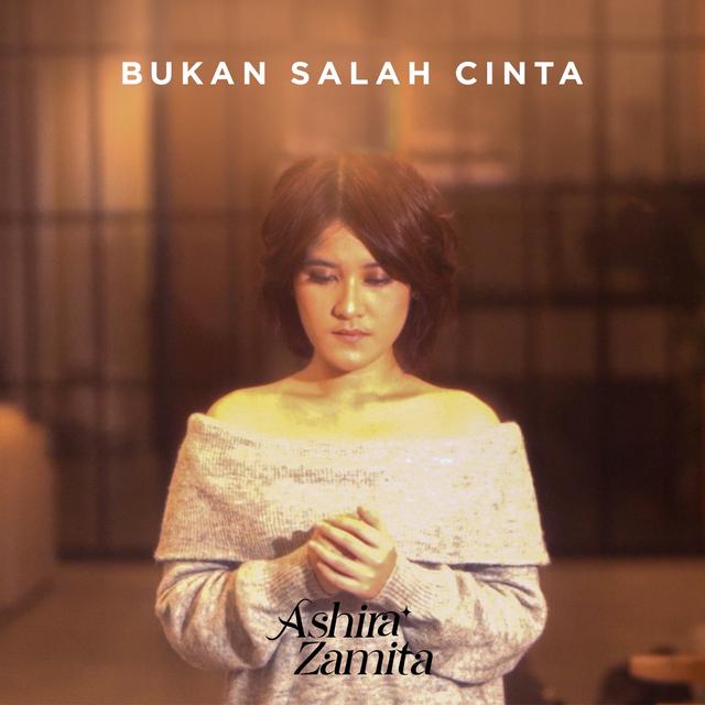 Album cover art for Bukan Salah Cinta