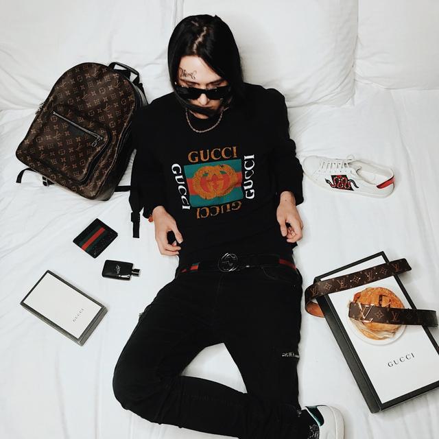 Album cover art for Бургер