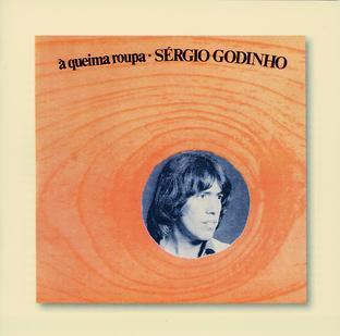 Album cover art for À Queima Roupa