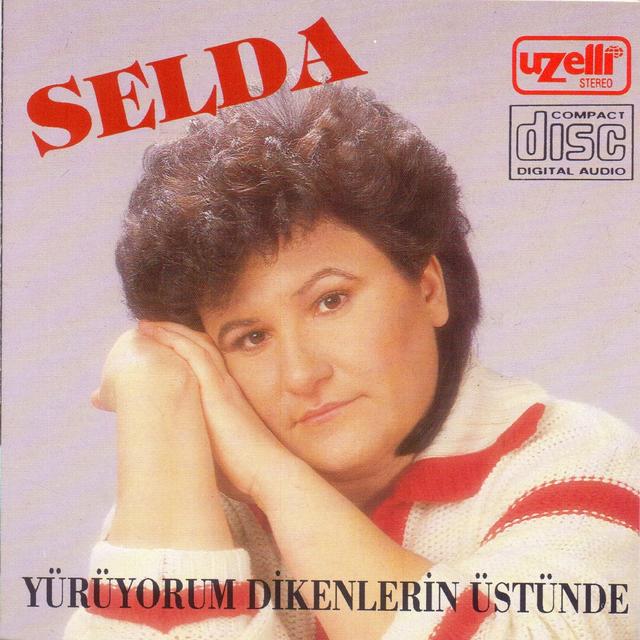 Album cover art for Yürüyorum Dikenlerin Üstünde