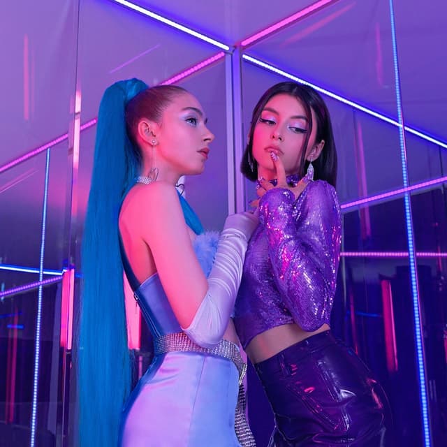Album cover art for Не исправлюсь