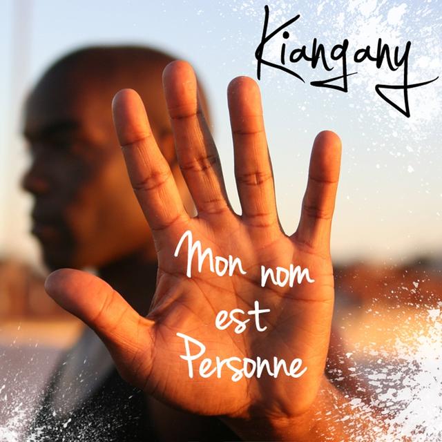 Album cover art for Mon Nom Est Personne