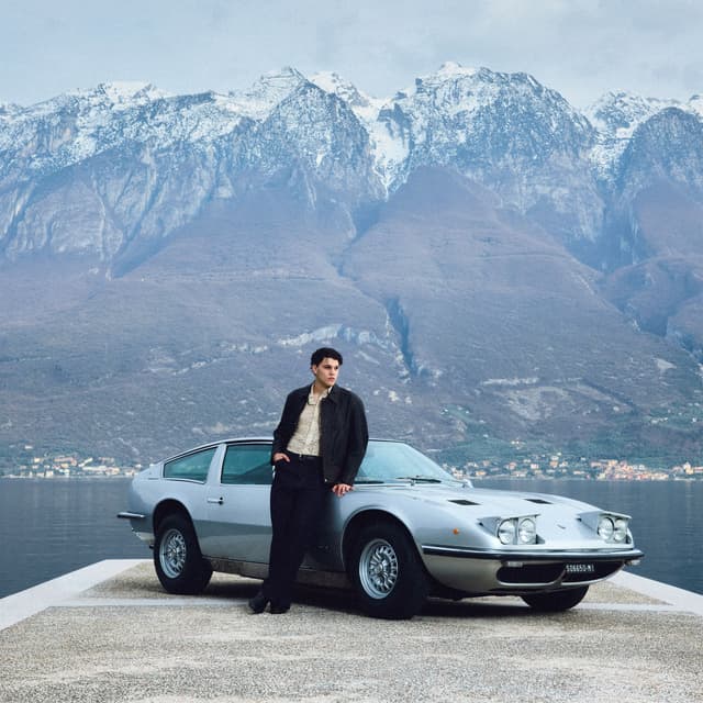 Album cover art for UN POSTO DOVE ANDARE