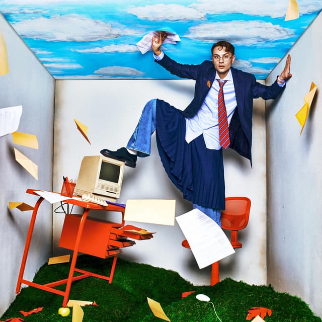 Album cover art for NON È SOLO SWAG