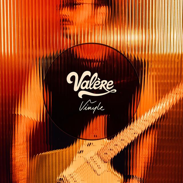 Album cover art for Vinyle