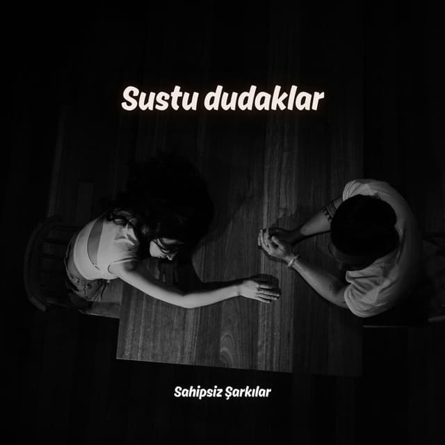 Album cover art for Sustu dudaklar