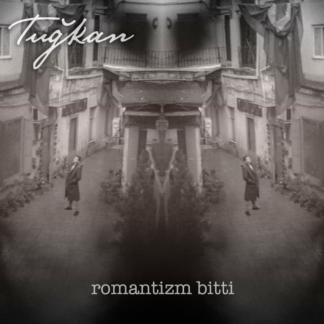 Album cover art for Romantizm Bitti