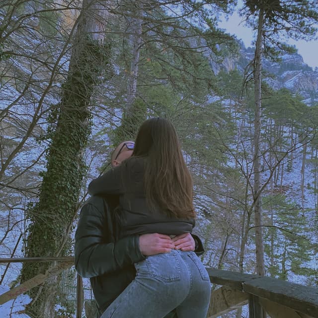 Album cover art for Пять минут